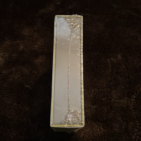 NWOT 💜Doterra Family Essential Kit💜 🆕 💜 10 Essential Oils. Kit DISCONTINUED. - Picture 3 of 7